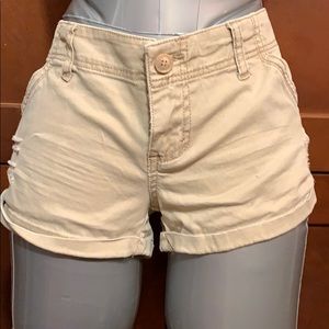 Size 7 tan cuff shorts